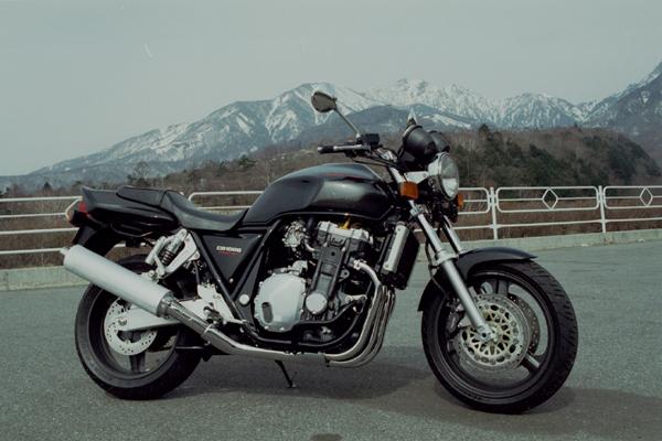 CB1000 SF
