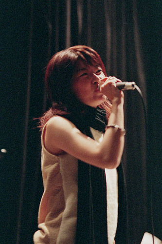 shimon003 2002.12.1�uShimon with Friends�v(3)