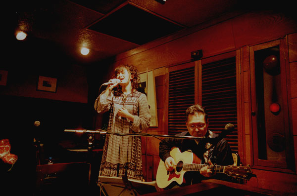 shimon027 2003.2.23 Shimon Acoustic Live with Momotaro (14)