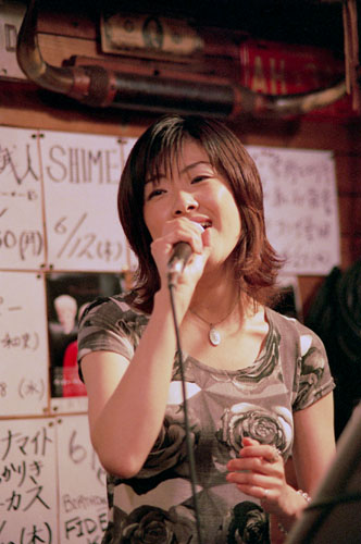 shimon040 2003.5.17 ����A�R�[�X�e�B�b�N���C�u in �V�h�}���[�l(4)