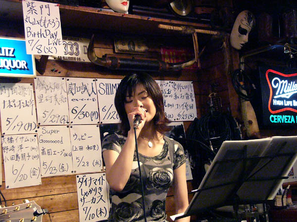 shimon046 2003.5.17 ����A�R�[�X�e�B�b�N���C�u in �V�h�}���[�l(10)