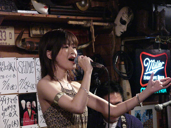 shimon072 2003.7.8����A�R�[�X�e�B�b�N���C�uin�V�h�}���[�l,�������낤Birthday���C�u(18)