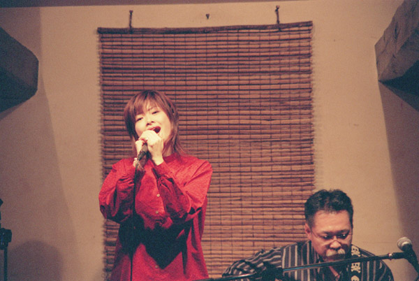 shimon124 2003.11.2 ����A�R�[�X�e�B�b�N���C�uin�Ԃ�������(04)