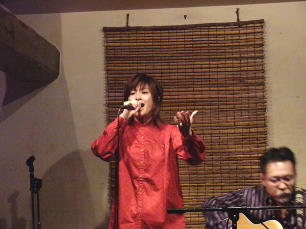 shimon135 2003.11.2 ����A�R�[�X�e�B�b�N���C�uin�Ԃ�������(15)