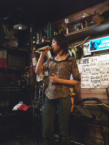 shimon153 2003.12.19����A�R�[�X�e�B�b�N���C�uin�V�h�}���[�l(03)