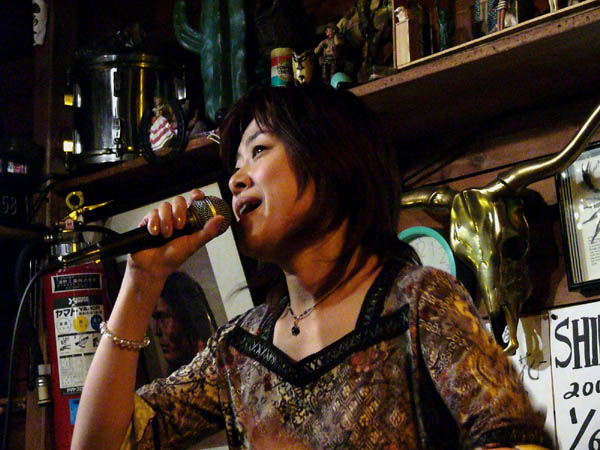 shimon154 2003.12.19����A�R�[�X�e�B�b�N���C�uin�V�h�}���[�l(04)