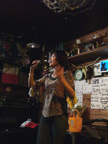 shimon155 2003.12.19����A�R�[�X�e�B�b�N���C�uin�V�h�}���[�l(05)