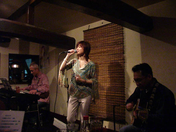 shimon186 2004.2.22 ����A�R�[�X�e�B�b�N���C�uin�Ԃ�������(12)