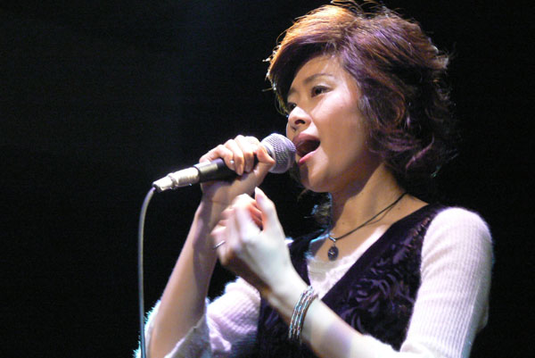 2006.10.12 �`����` Special Birthday Live at �V��switch (14)