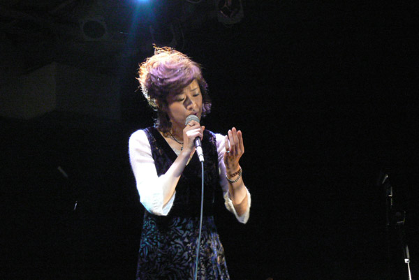 2006.10.12 �`����` Special Birthday Live at �V��switch (15)