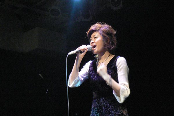 2006.10.12 �`����` Special Birthday Live at �V��switch (16)