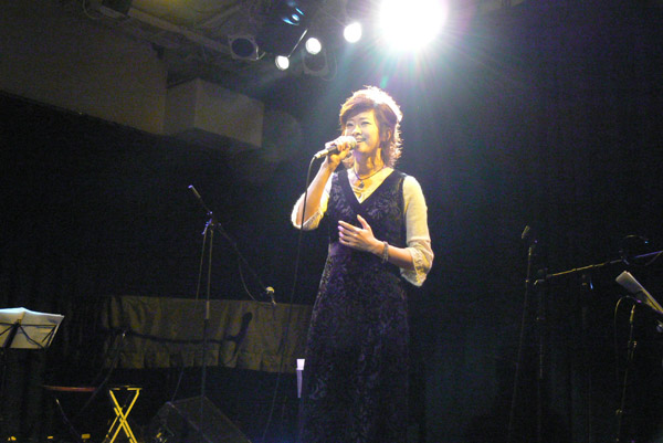 2006.10.12 �`����` Special Birthday Live at �V��switch (21)