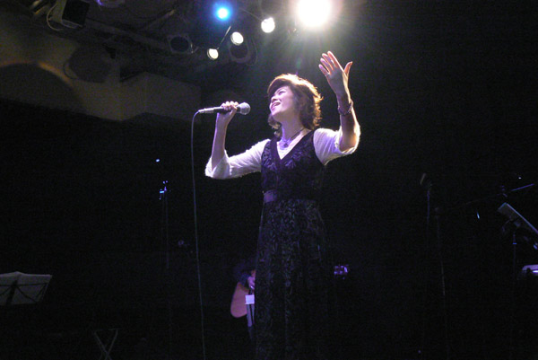 2006.10.12 �`����` Special Birthday Live at �V��switch (24)