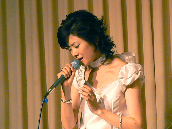 shimon268.jpg 2007. 7.13 ����A�R�[�X�e�B�b�N���C�u at �R�u���y���v(06)