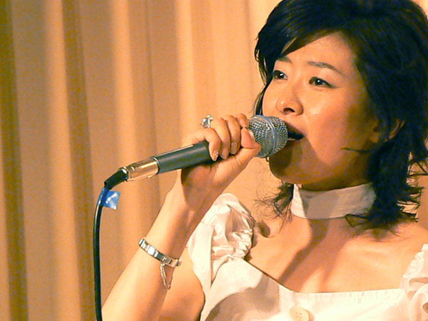 shimon285.jpg 2007. 7.13 ����A�R�[�X�e�B�b�N���C�u at �R�u���y���v(23)