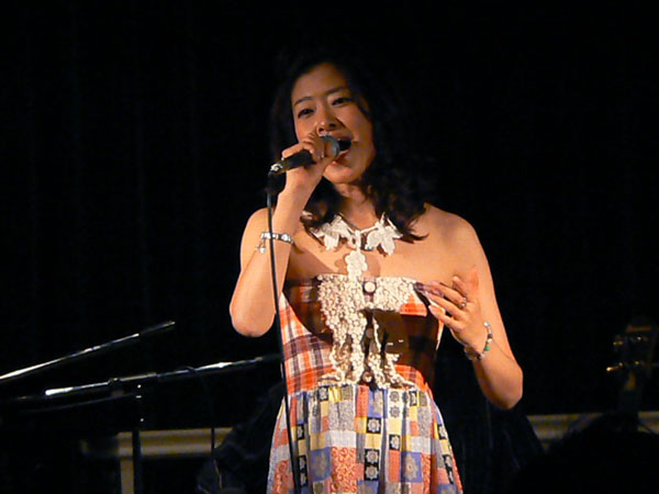 shimon353 2008.12.10����New�A���o���uQualia�v�����L�O���C�u ���ԍ�uBIRDLAND�v(28)