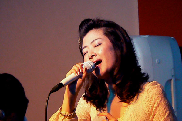 shimon451 2010.10. 9�w���� birthday Live�x (09)