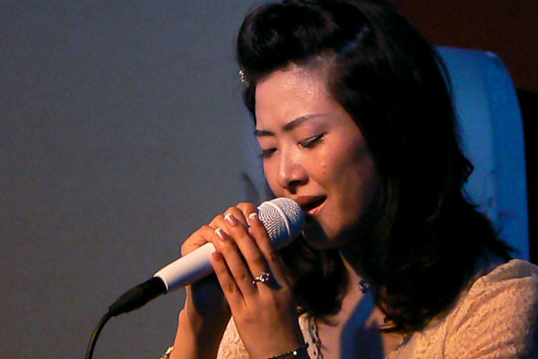 shimon457 2010.10. 9�w���� birthday Live�x (15)