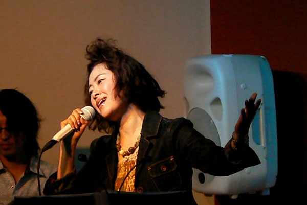 shimon482.jpg 2011.4.15�u���y��DX 2nd ANNIVERSARY�@����Live�v(03) 