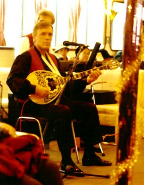 �u�Y�[�L�̉��t