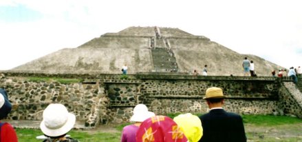 �e�B�I�e�B���J�����z�̃s���~�b�h