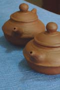 紫砂茶壷：クリックで拡大