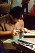 宝飾職人：クリックで拡大