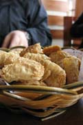 湯葉の揚げ物：クリックで拡大