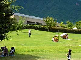 野外彫刻・展示もある