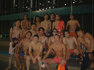 2004�����o�[