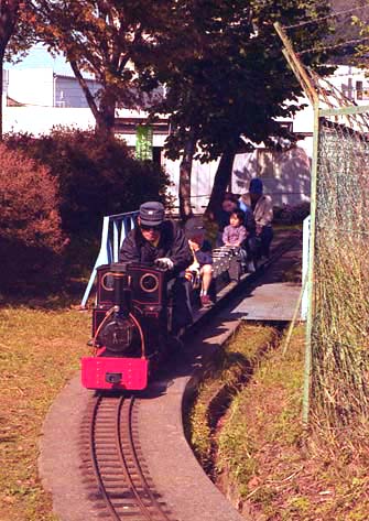遊園地の鉄道２