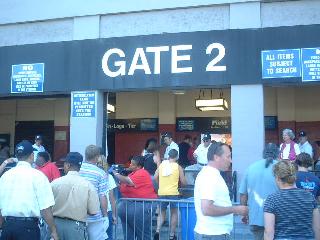 Gate