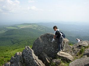 山頂から南方を望む