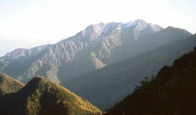 黒戸尾根から見る鳳凰三山