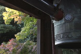神武寺鐘楼。逗子八景の一。