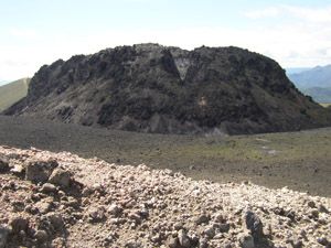 東山北方からの溶岩ドーム
