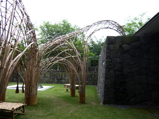 建築はどこにあるの?