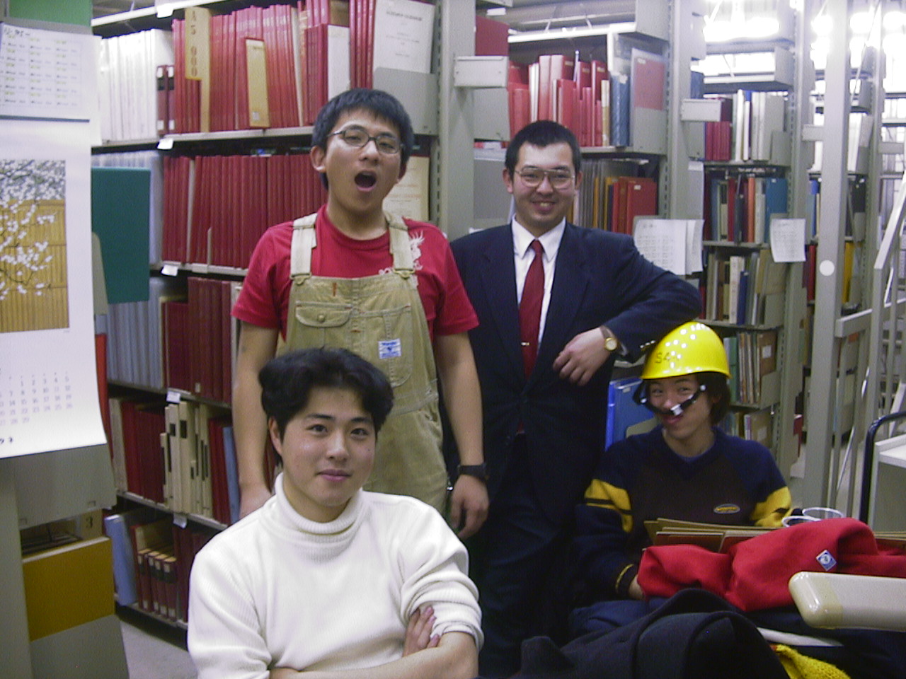 4人の学生