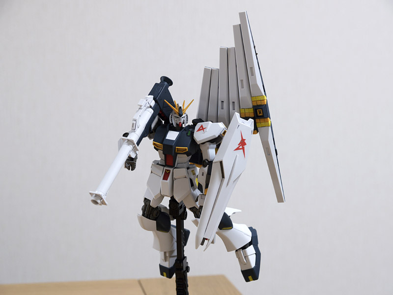 νガンダム νガンダム
