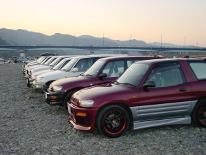 90 �������Ɍ�������������c��