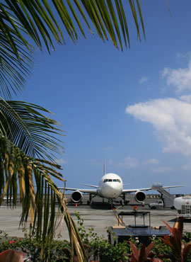 コナ空港