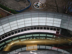 �G���x�[�^�[����R