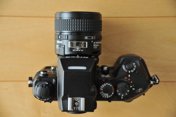 Nikon AI AF MicroNikkor 60mm f/2.8D