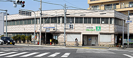 ④ 市立土師ノ里駅前駐輪場(南東より)