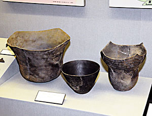 ⑩ 縄文式土器