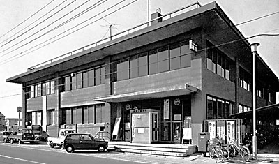 藤井寺郵便局・旧局舎(北東より)