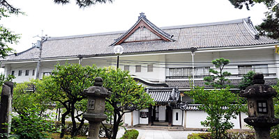 34) 総合結婚式場・天寿殿