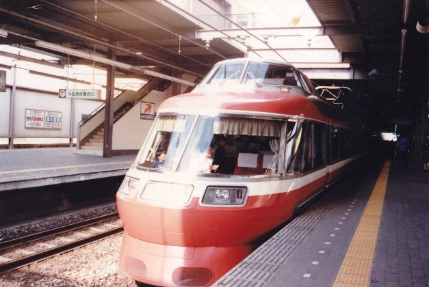c}7000`LSE