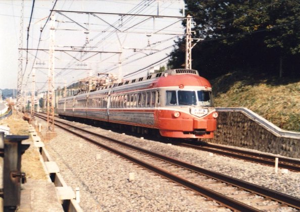 c}3000`SE