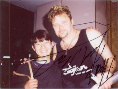 �W���[�E�e�C���[�ƃ{�g�����C���̑O��